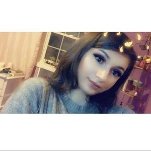 Meet your Posher, Samah